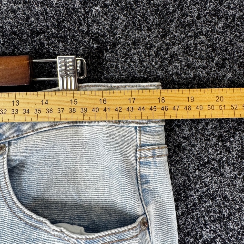 Frye Mens Light Wash Straight Leg Denim Jeans Blue Size 14/32 1859395 - Picture 2 of 8
